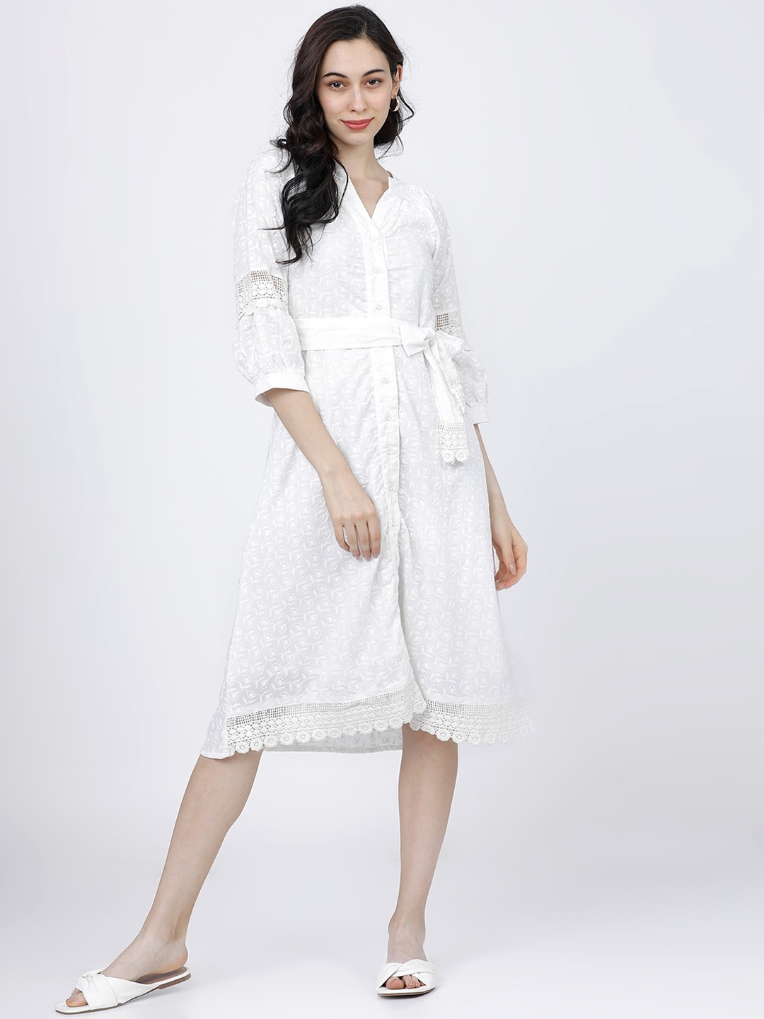 

Tokyo Talkies Off White A-Line Midi Dress