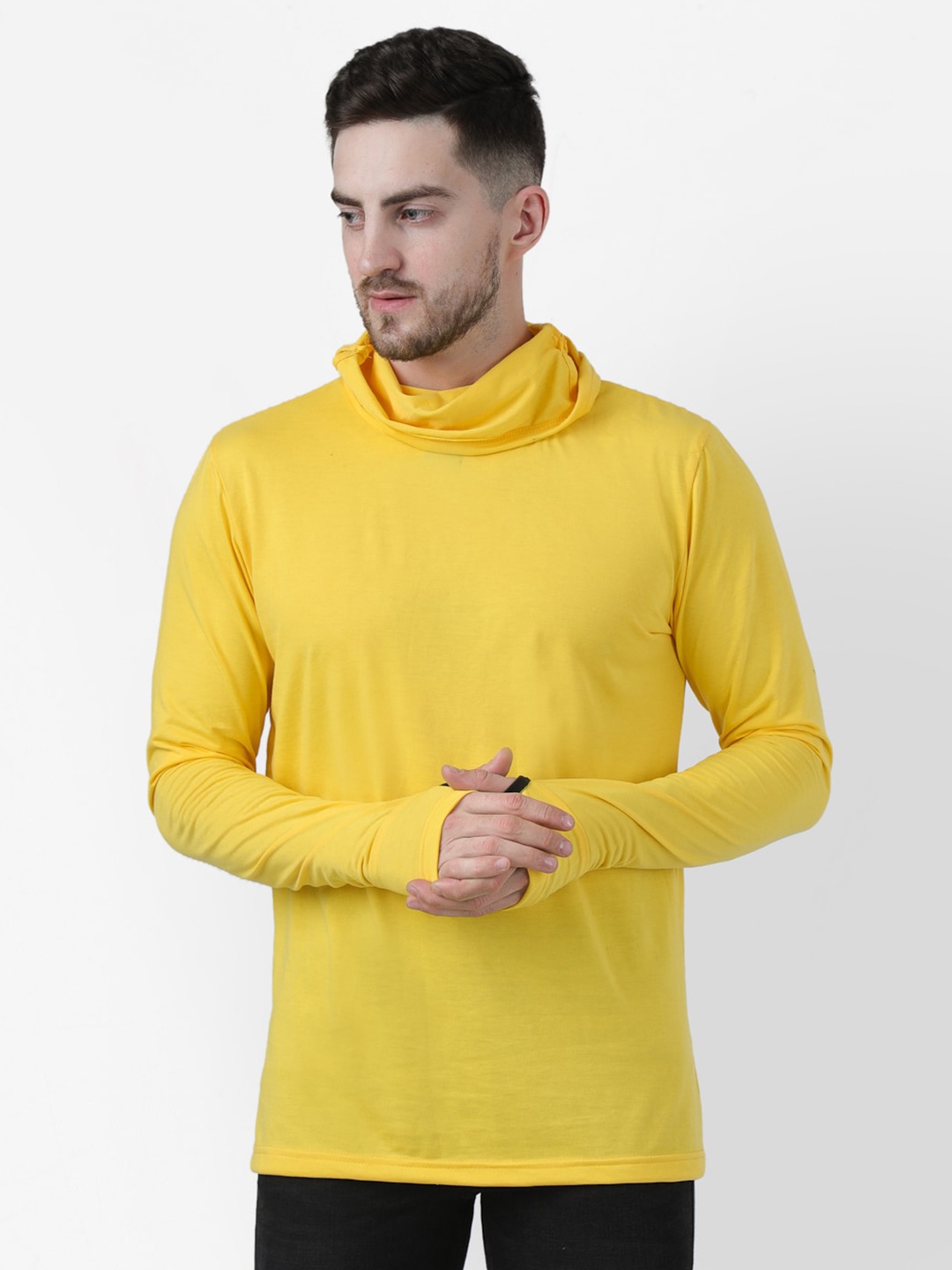 

PAUSE SPORT Men Yellow Solid Slim Fit T-shirt