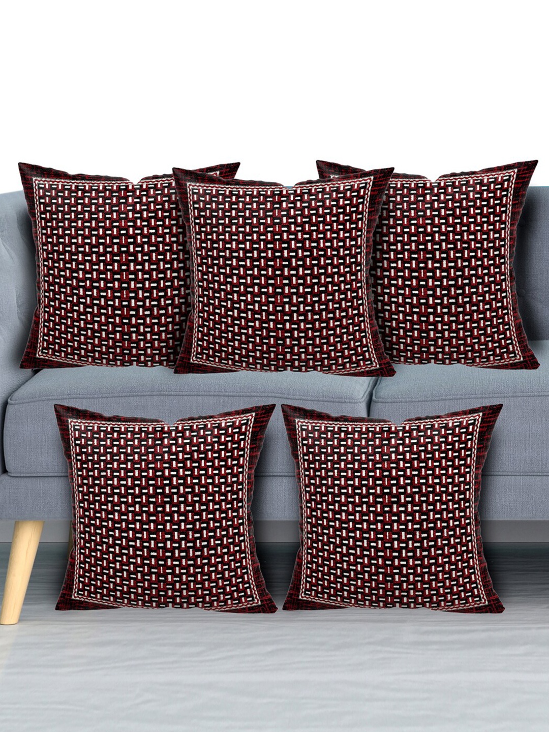 

Kuber Industries Maroon Set of 5 Geometric Velvet Square Cushion Covers
