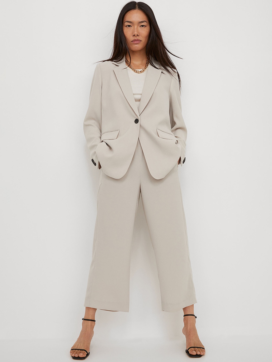 

H&M Women Beige Cropped Trousers