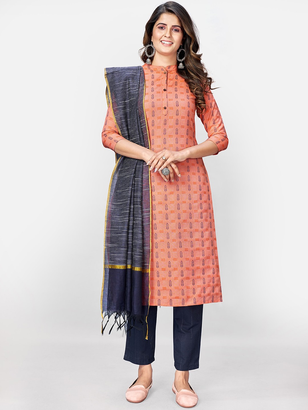 

Vbuyz Women Peach Ethnic Motifs Kurta with Trousers & With Dupatta