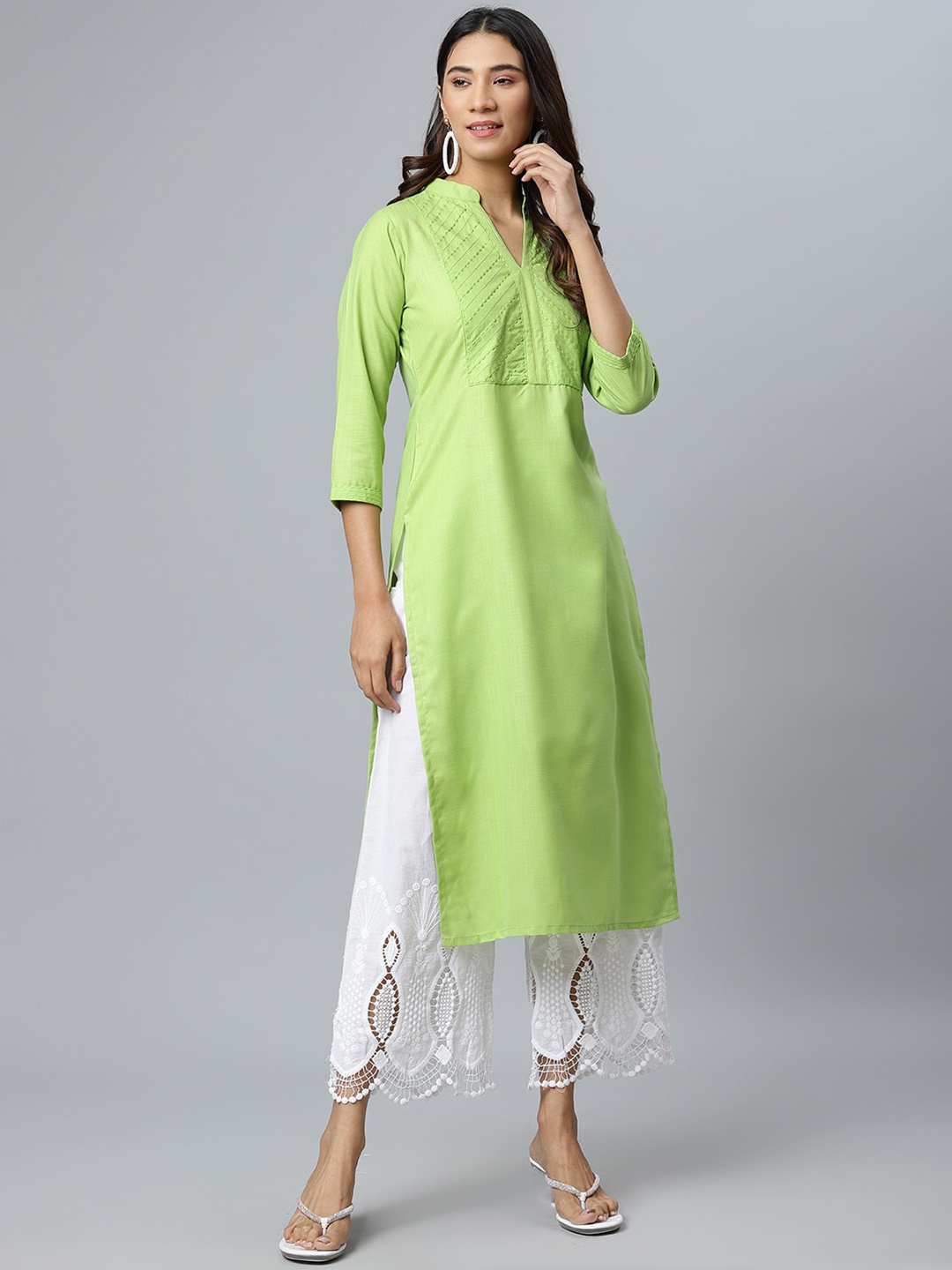 

Gerua By Libas Women Green Embroidered Yoke Design Cotton Straight Kurta