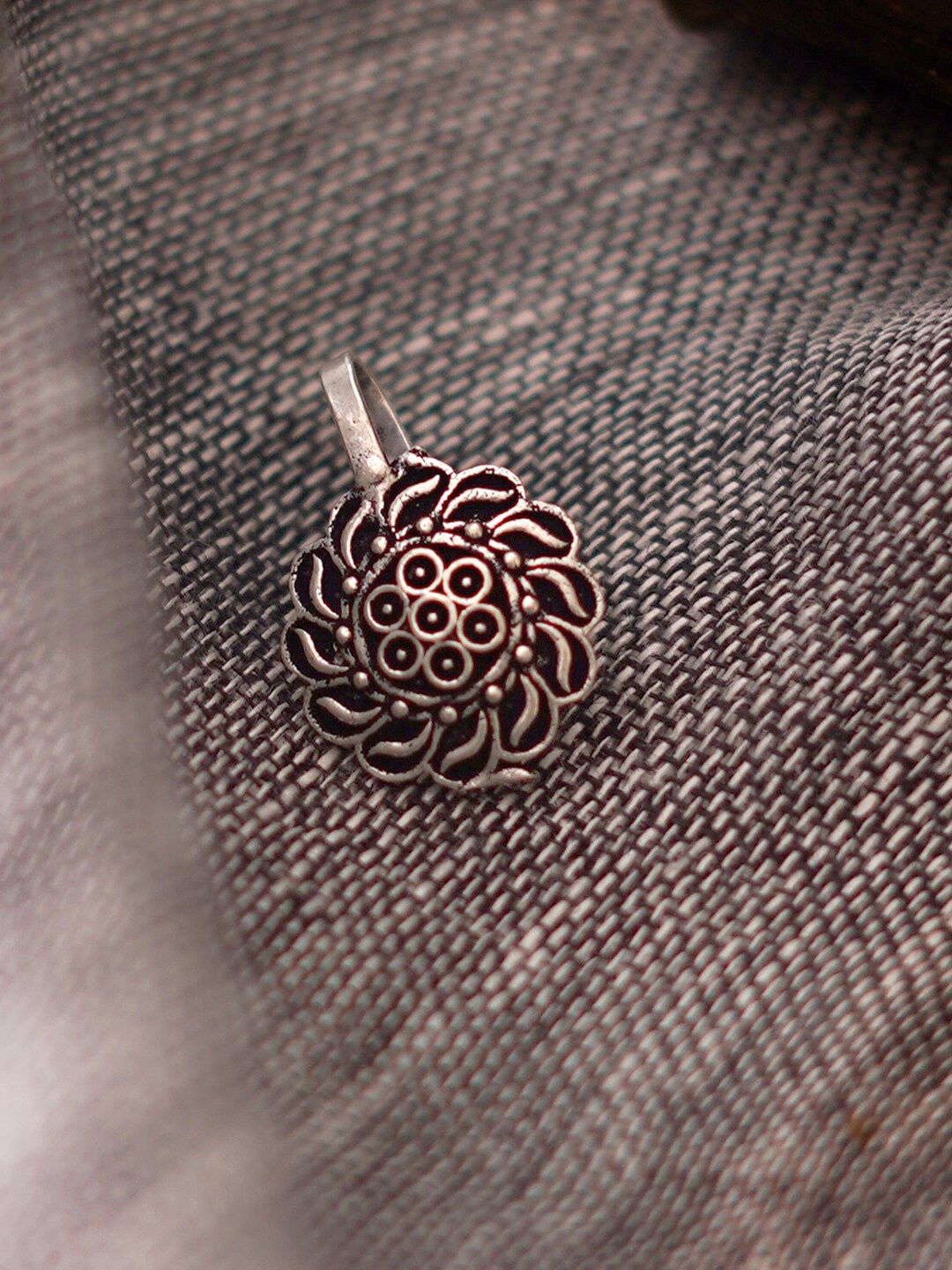 

TEEJH Silver-Toned Oxidized Nose Pin