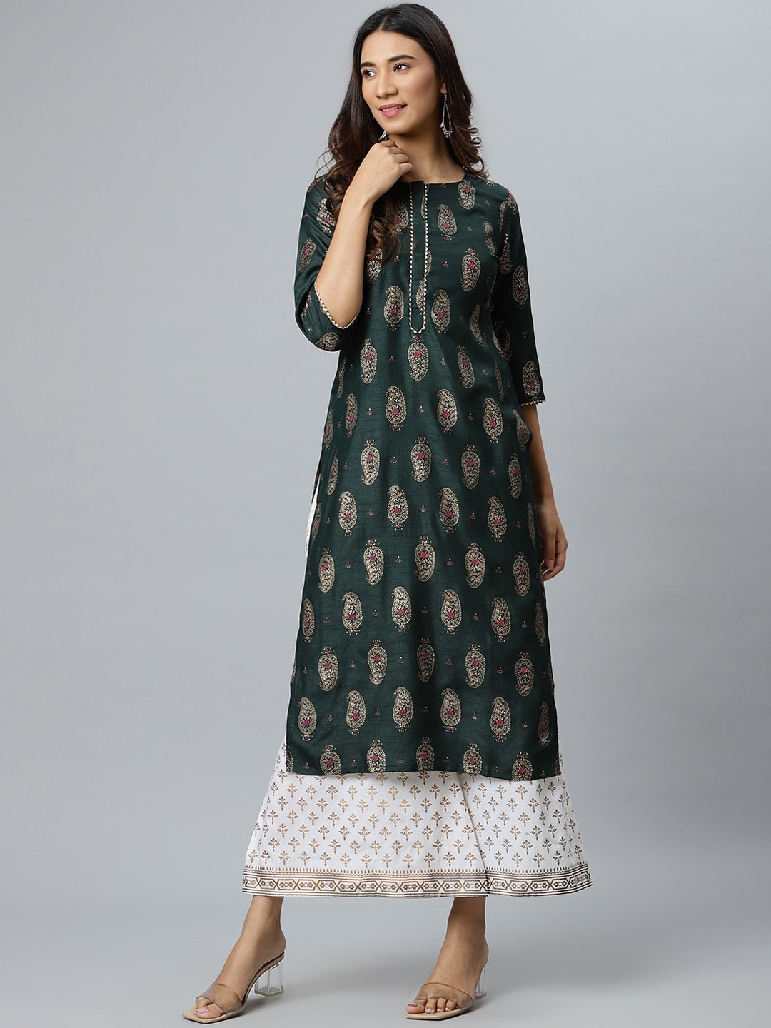 

Gerua By Libas Women Green Paisley Silk Kurta