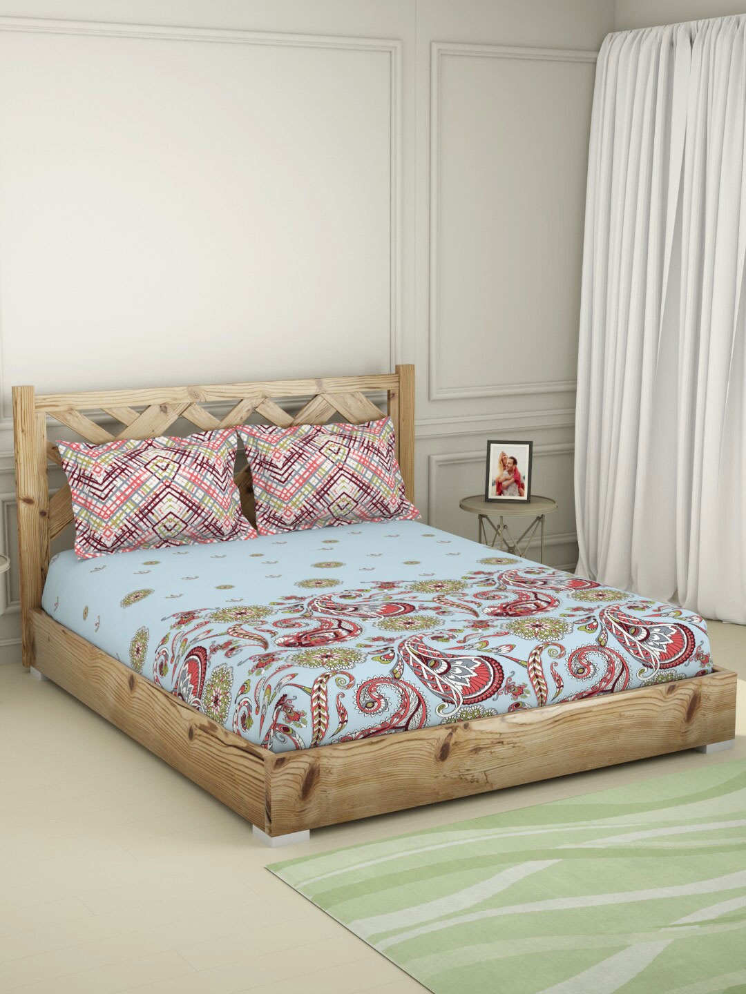 

SPACES Turquoise Blue & White Ethnic Motifs 144 TC Queen Bedsheet with 2 Pillow Covers