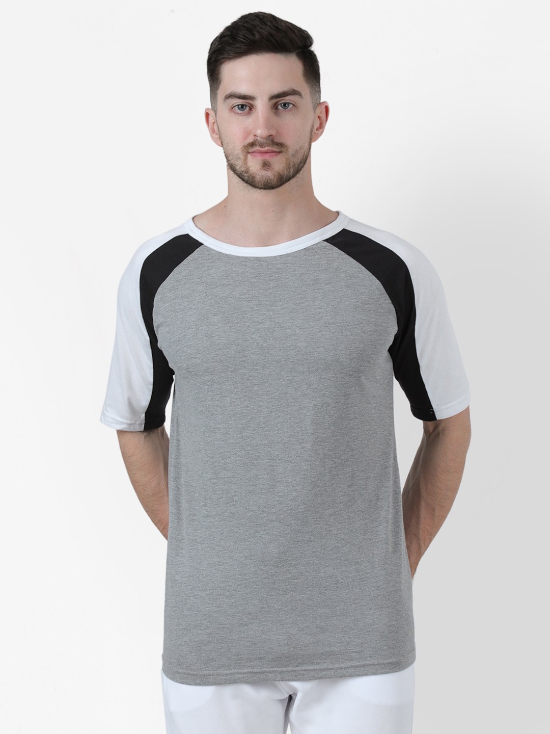 

PAUSE SPORT Men Grey T-shirt