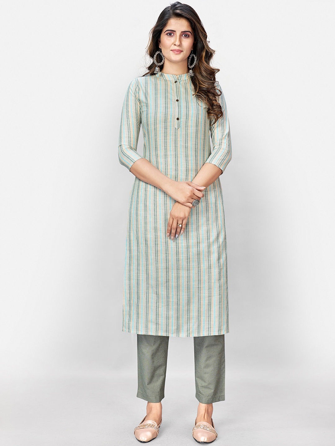 

Vbuyz Women Multi Striped Panelled Kurta with Trousers