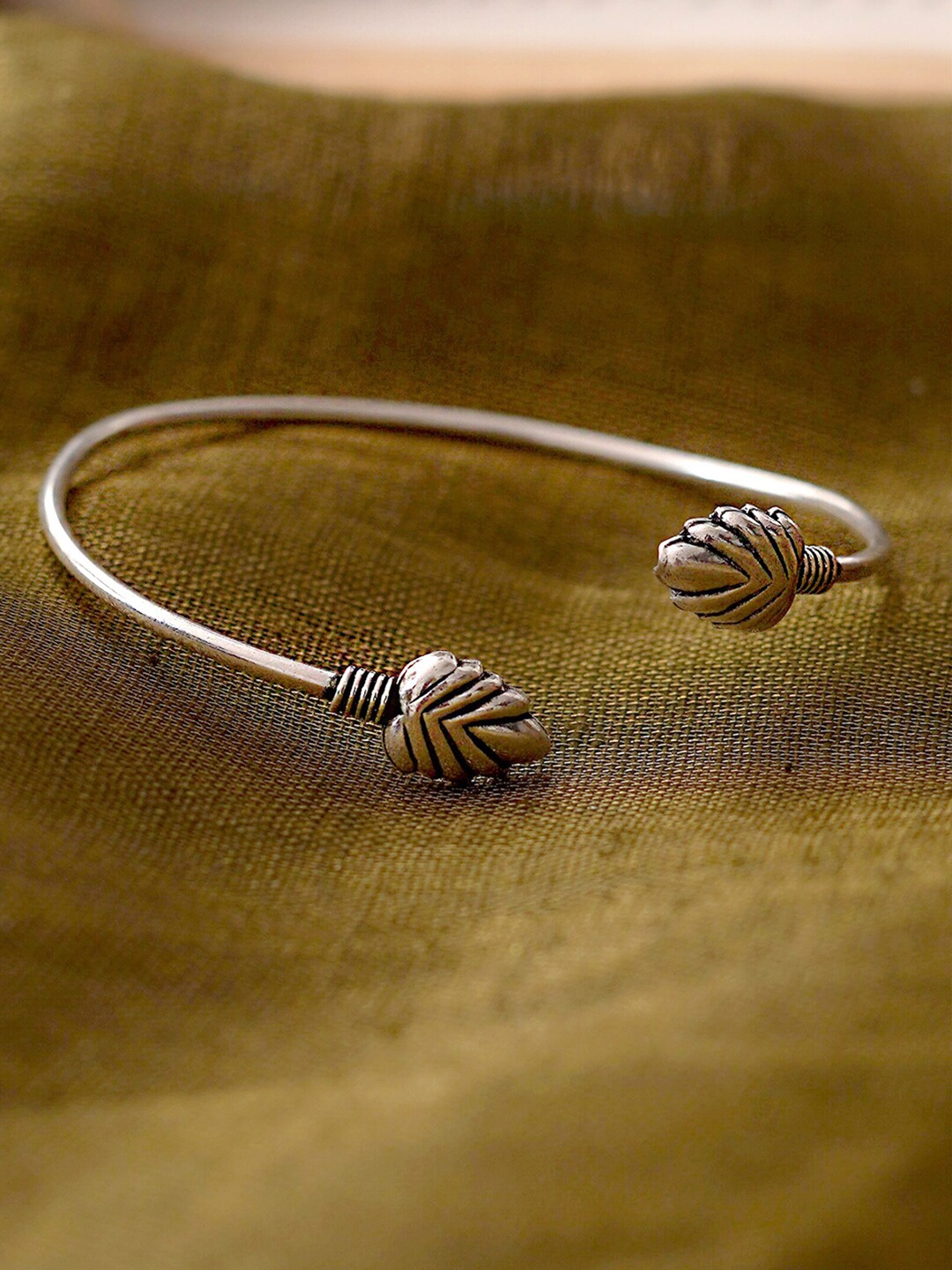 

TEEJH Women Silver German Silver Oxidised Cuff Bracelet