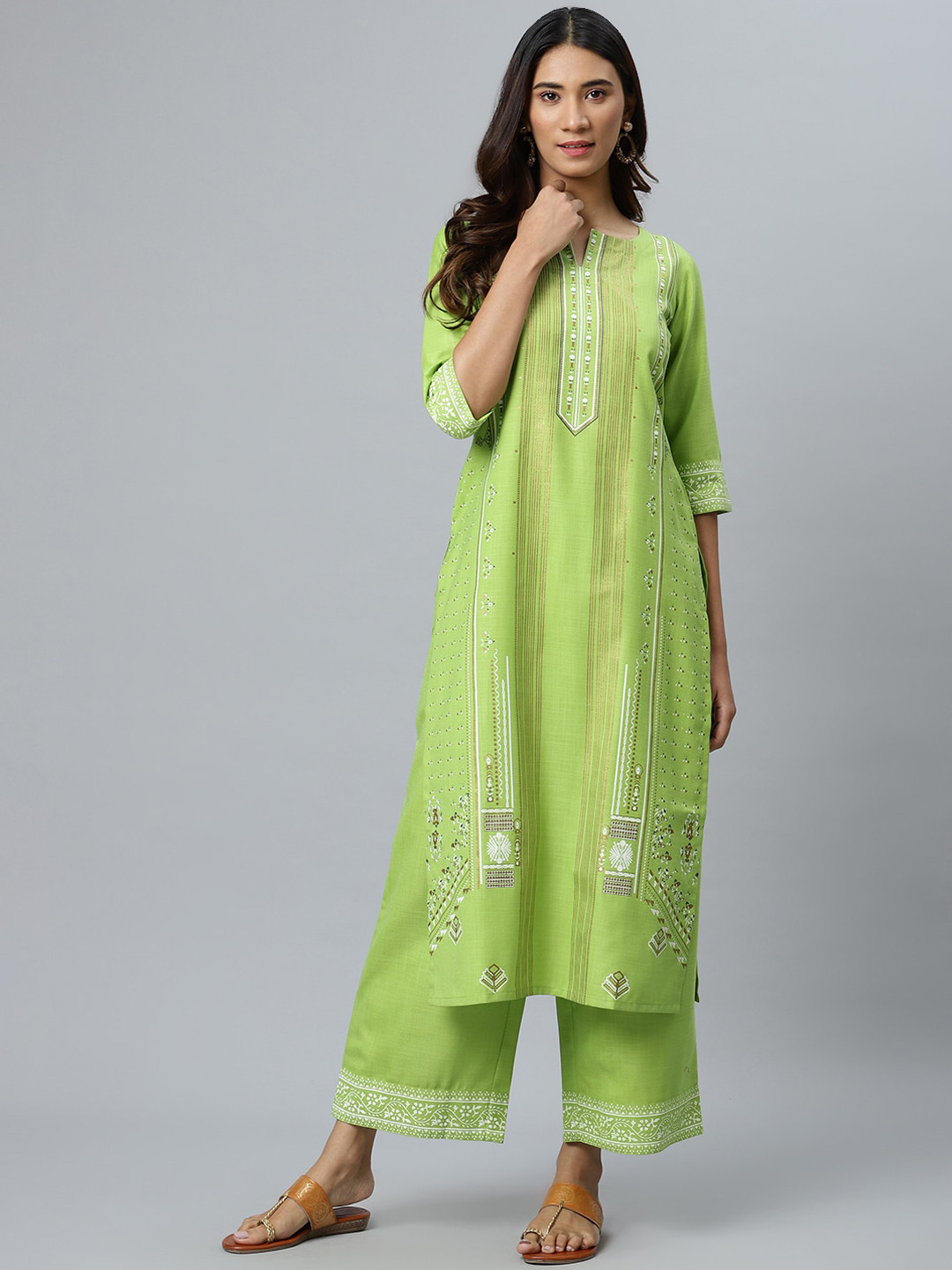

Gerua By Libas Women Green Foil Printed Straight Kurta