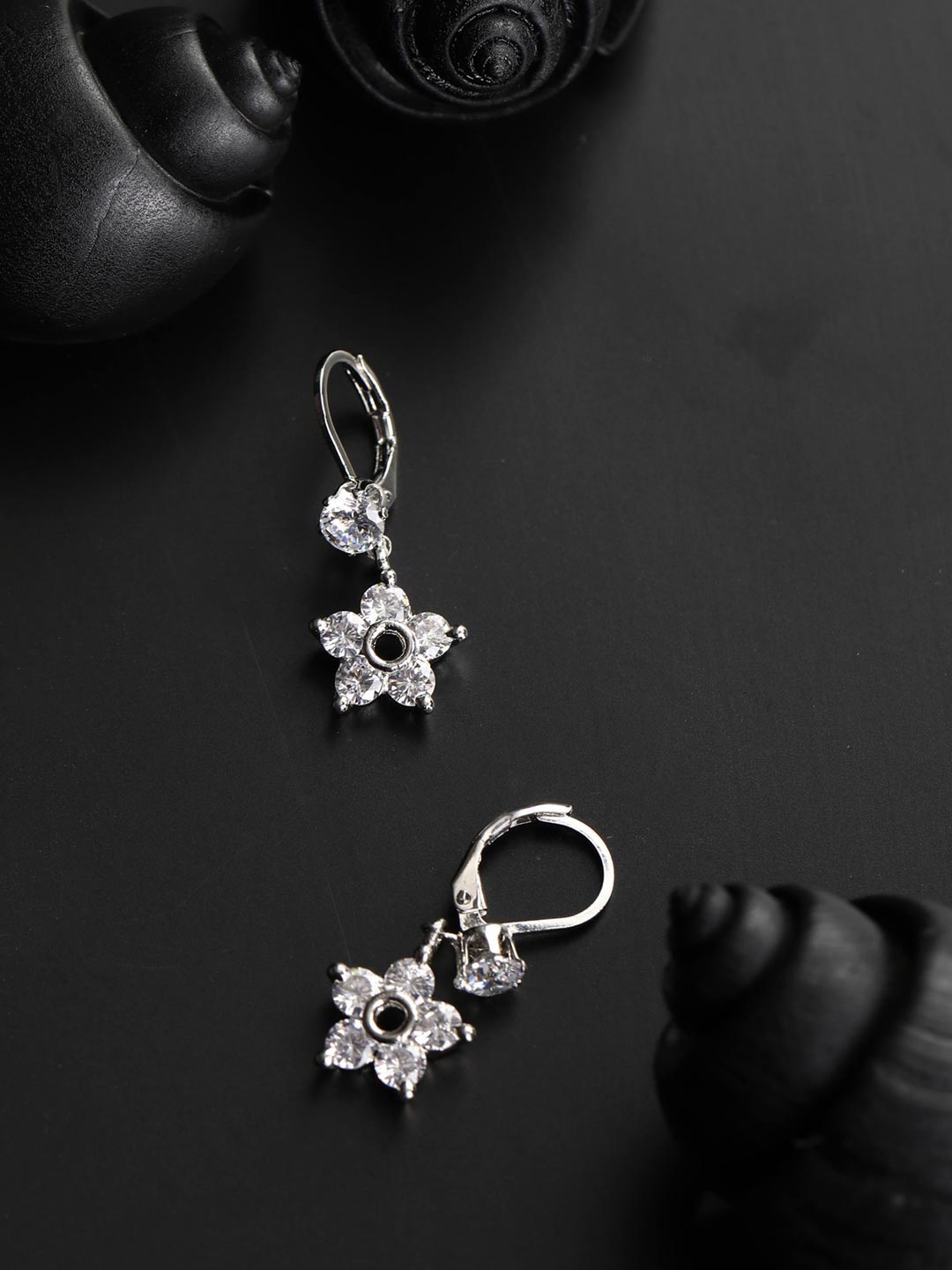 

Priyaasi Silver Contemporary Studs Earrings