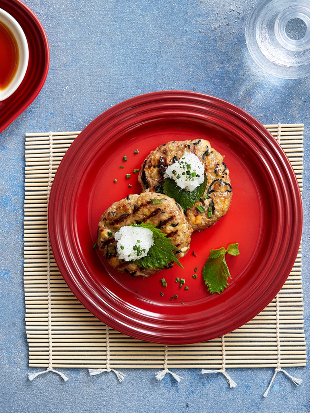 

LE CREUSET Red Solid Round Side Plate