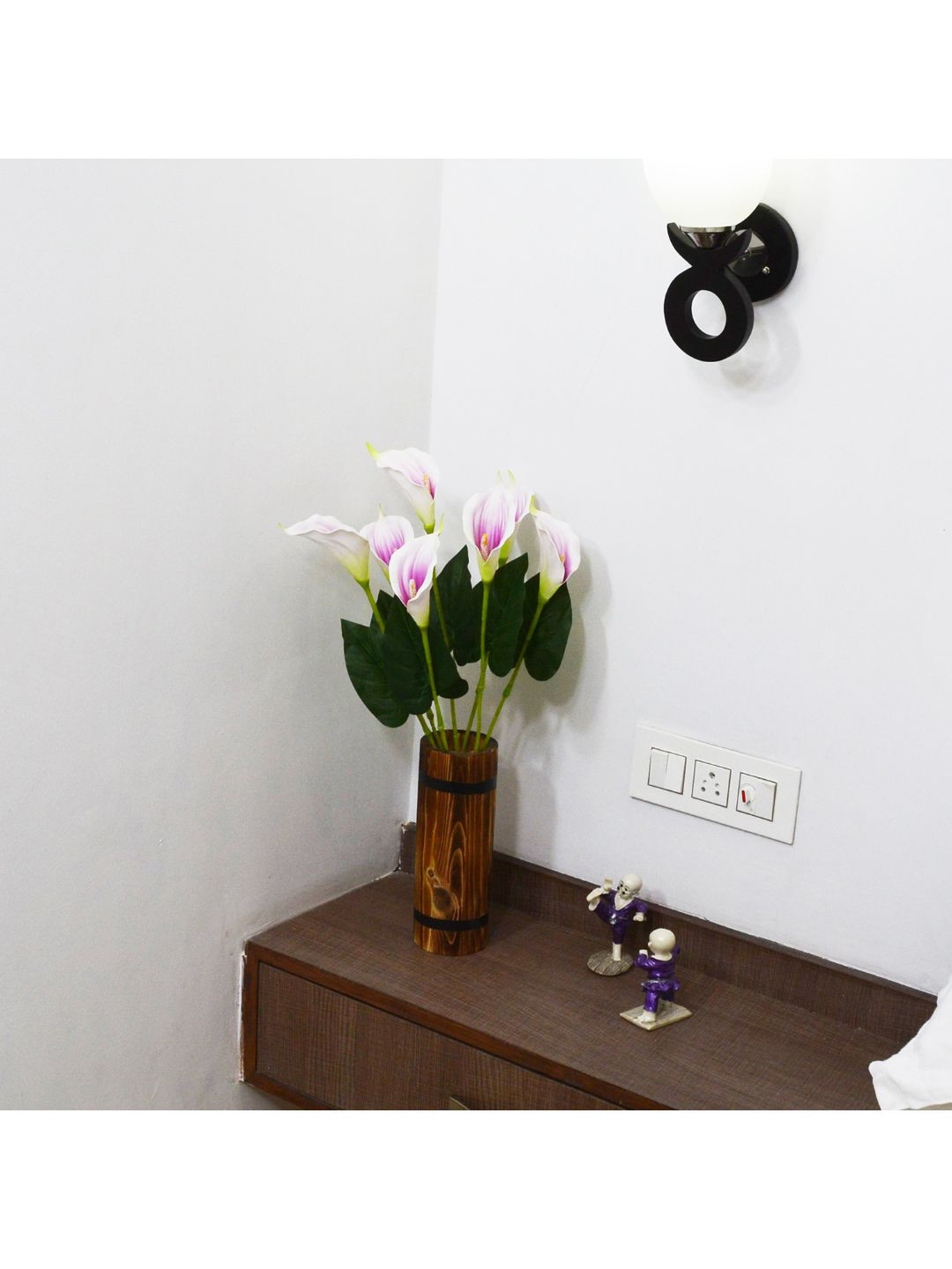 

fancy mart Purple & White Artificial Calla Lilly Stick In Brown Wood Long Pot