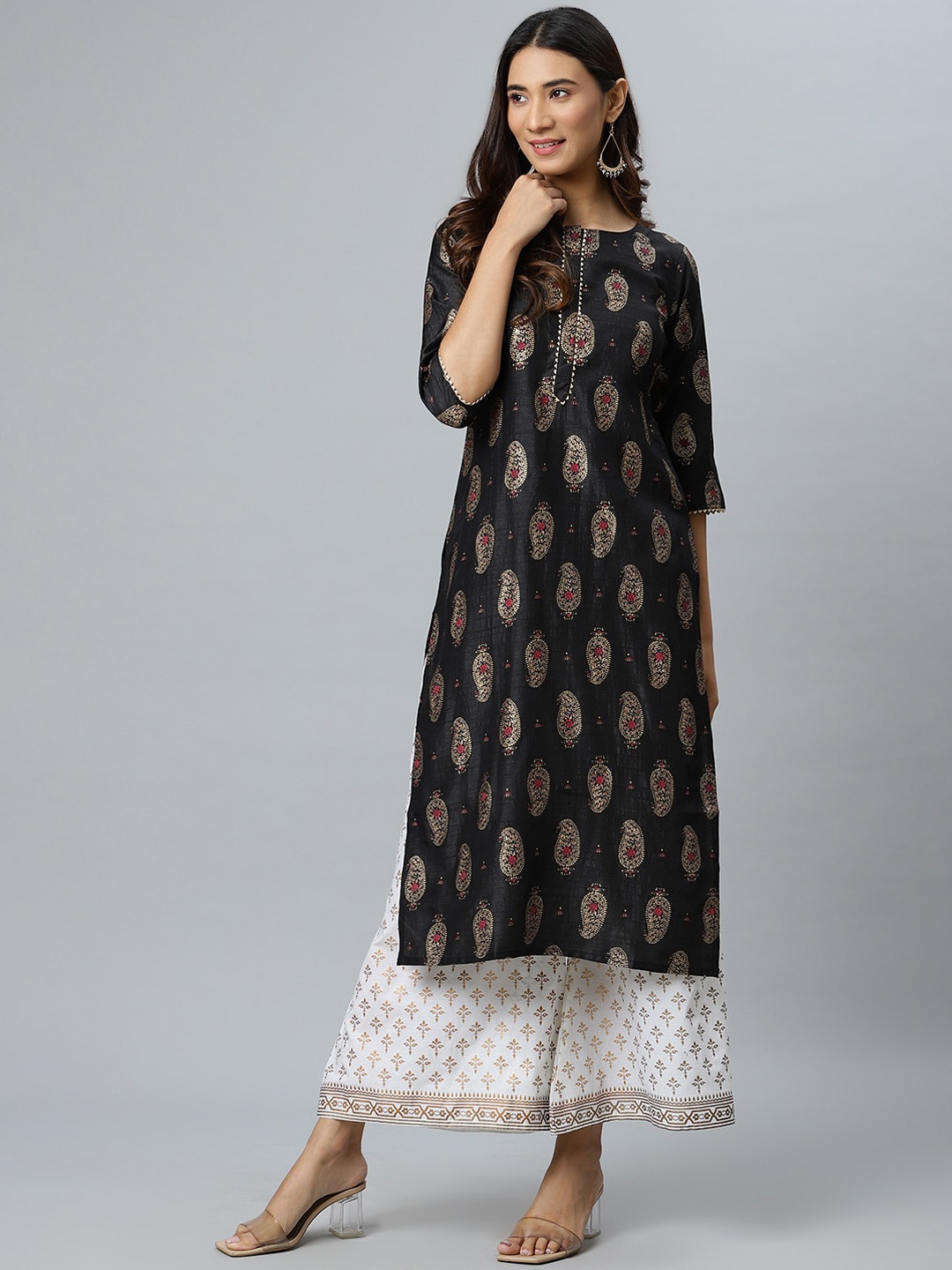 

Gerua By Libas Women Black Gold-Toned Paisley Printed Kurta
