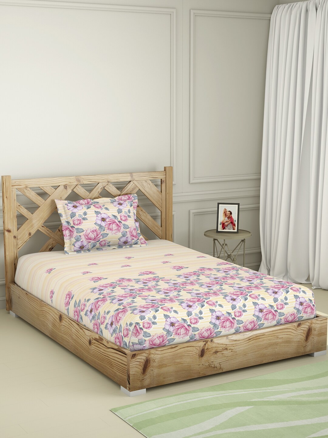 

SPACES Unisex Rose Floral