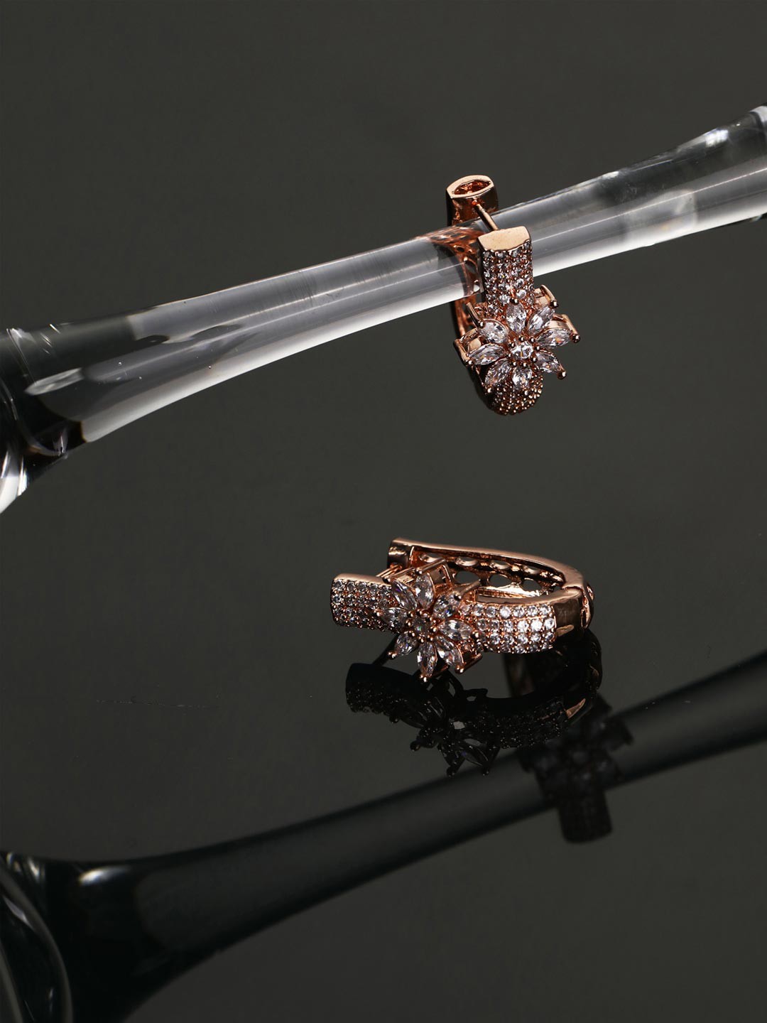 

Priyaasi Rose Gold Contemporary Studs Earrings