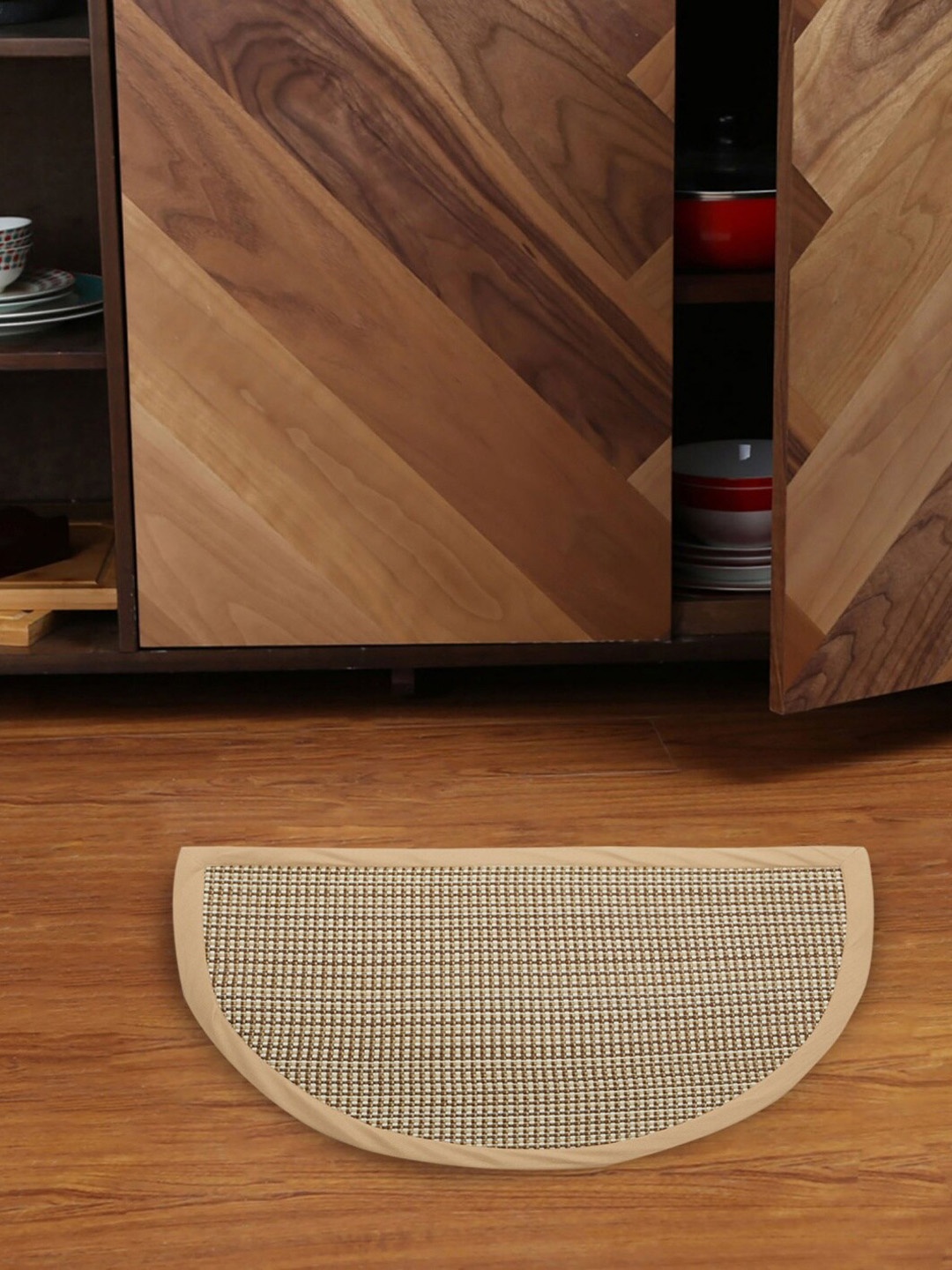 

Home Centre Beige & White Windsor Cloud Textured Foldable Kitchen Floor Mat