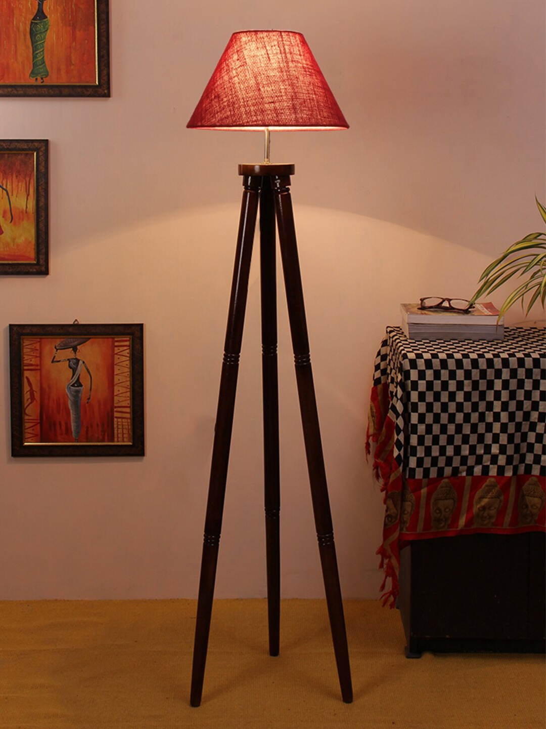 

Devansh Red & Brown Traditional Tripod Lamp with Shade