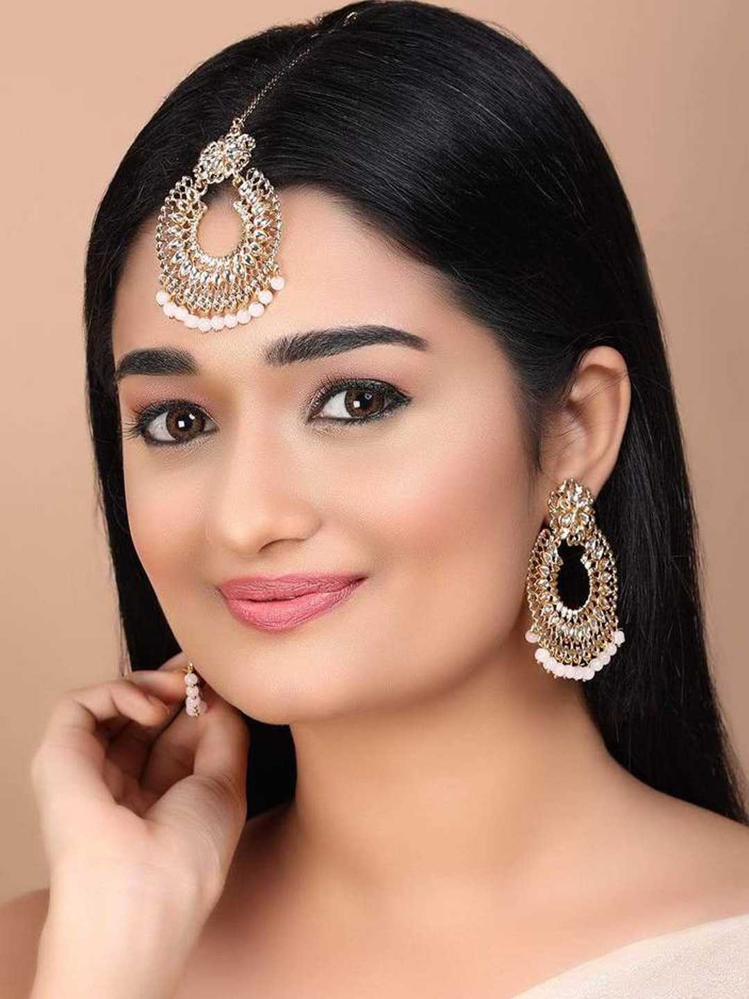 

Rubans Gold-Plated & White Kundan-Studded Handcrafted Statement Jewellery Set