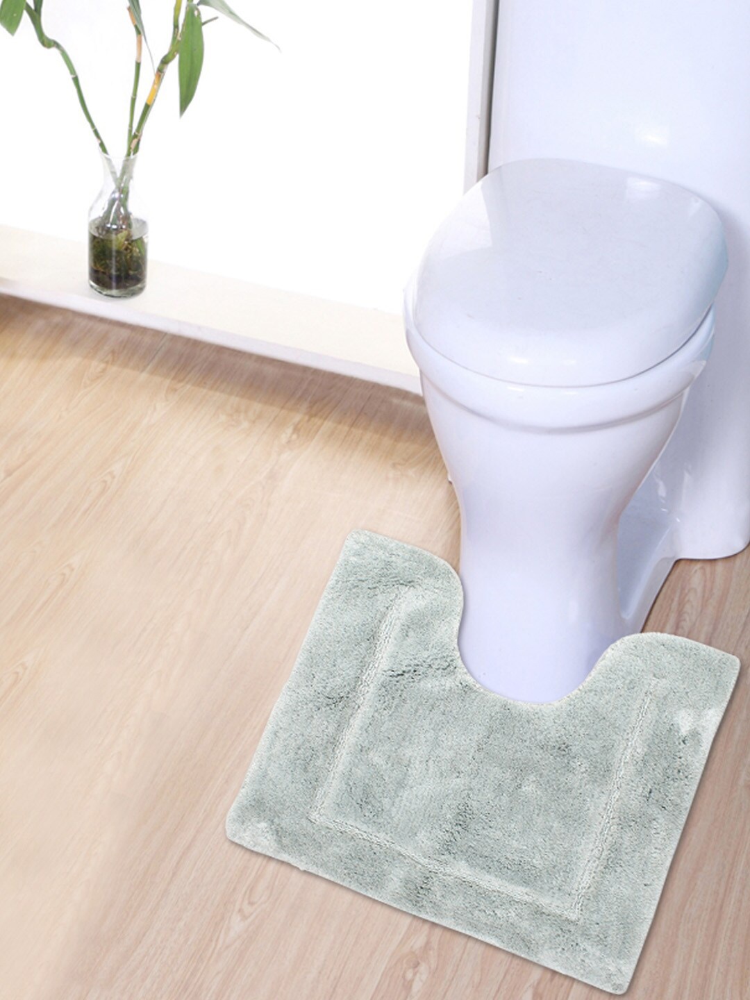

AVI Living Green Solid 2300 GSM Anti-Slip Bath Rug