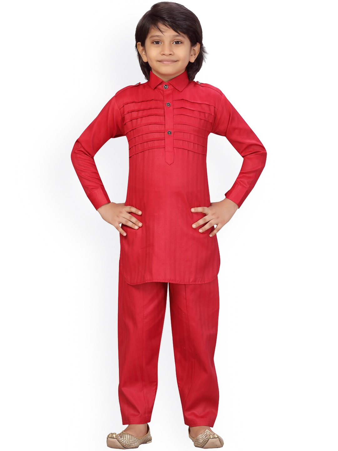 

LITTLE MAFIA BY Aarika Boys Maroon Pure Cotton Kurta with Pyjamas