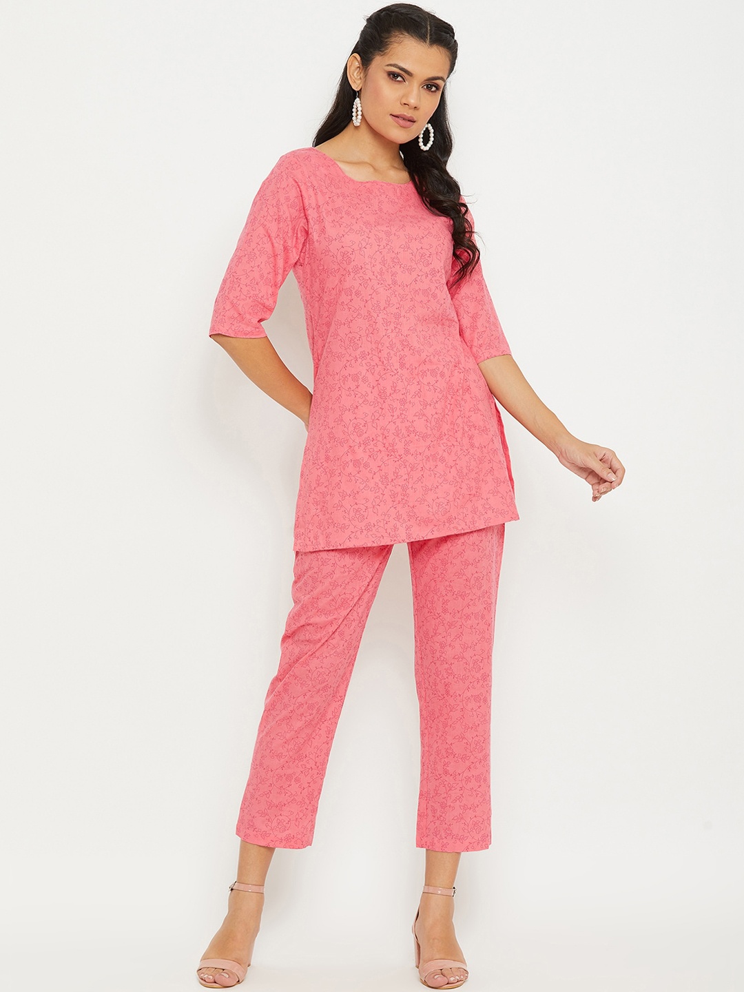 

PANIT Women Pink Ethnic Motifs Printed Kurti with Trousers