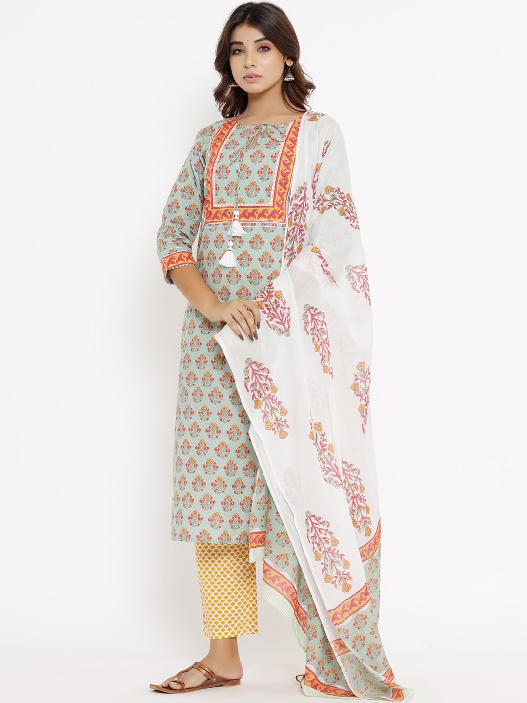 

Silai Bunai Women Green Ethnic Motifs Printed Pure Cotton Kurta with Palazzos & With Dupatta