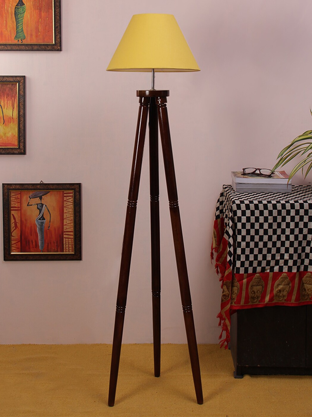 

Devansh Yellow & Brown Traditional Tripod Lamp with Shade