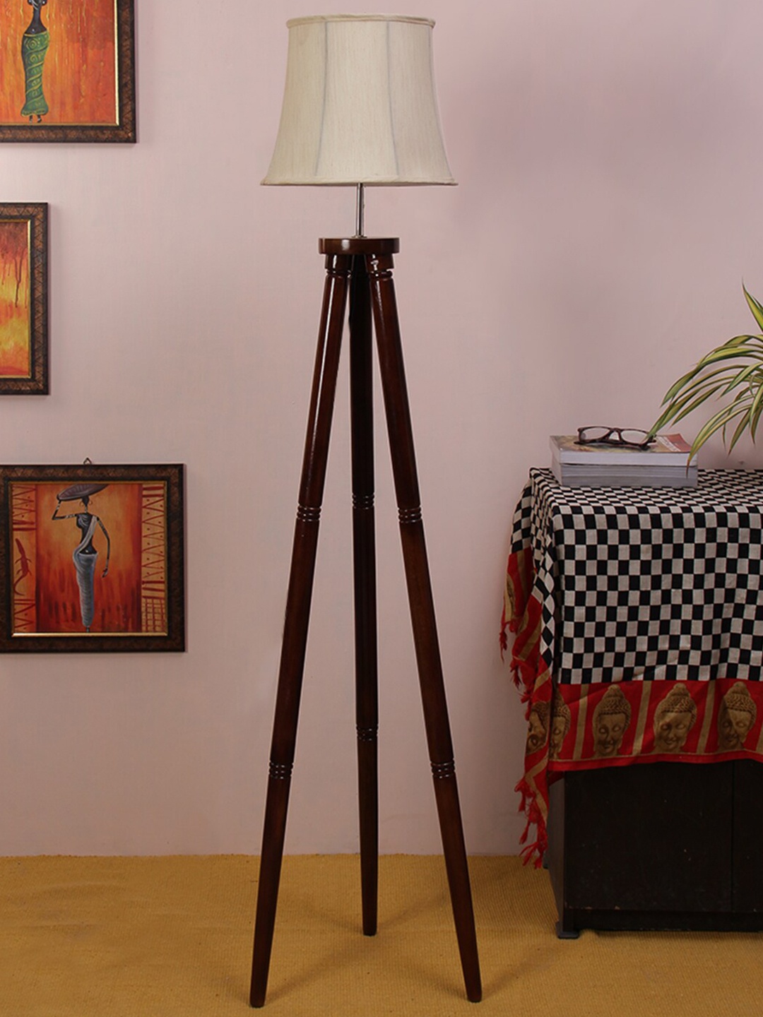 

Devansh Off White & Brown Traditional Tripod Lamp with Shade