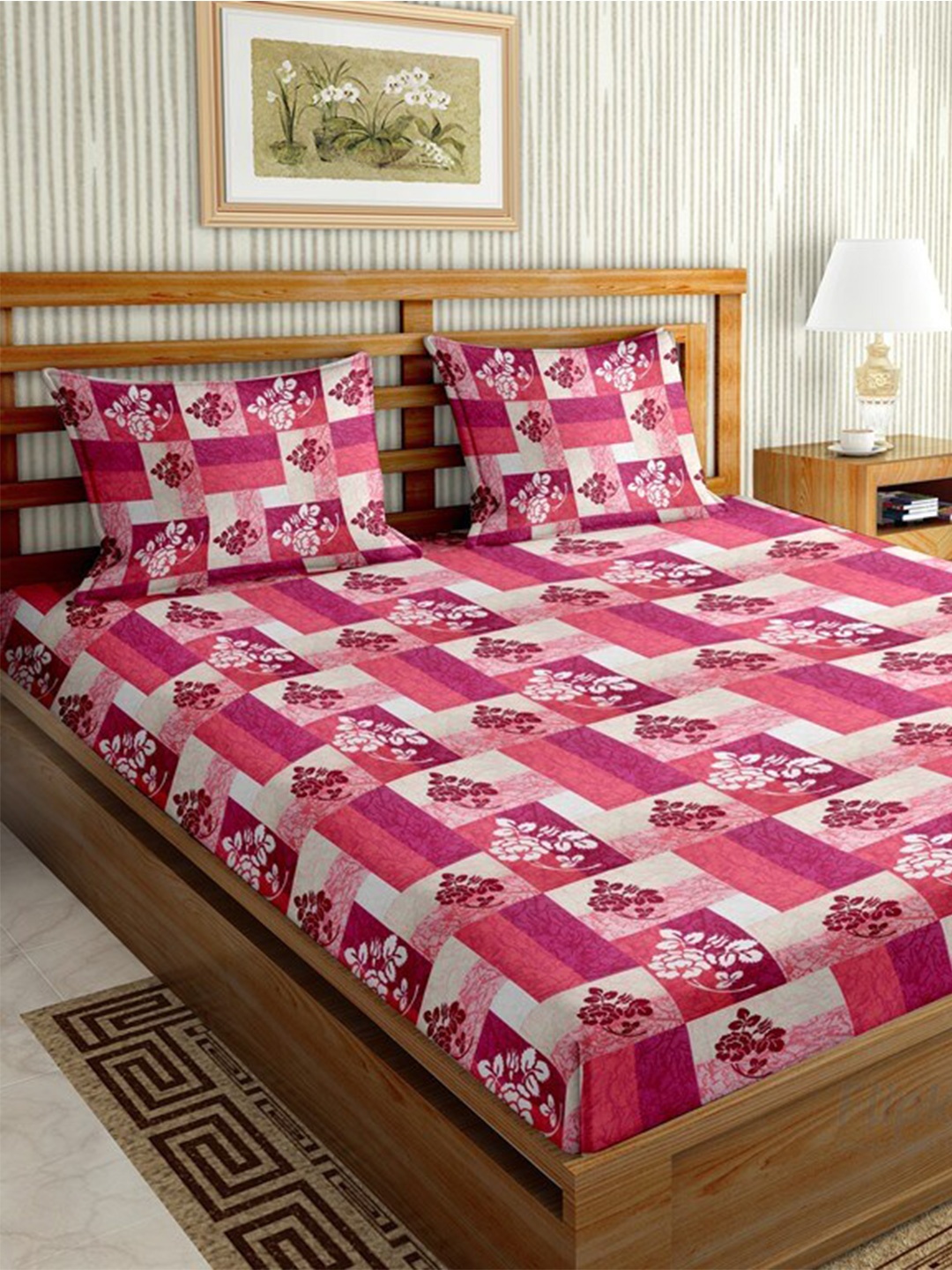 

BELLA CASA Pink & White Geometric 144 TC King Bedsheet with 2 Pillow Covers