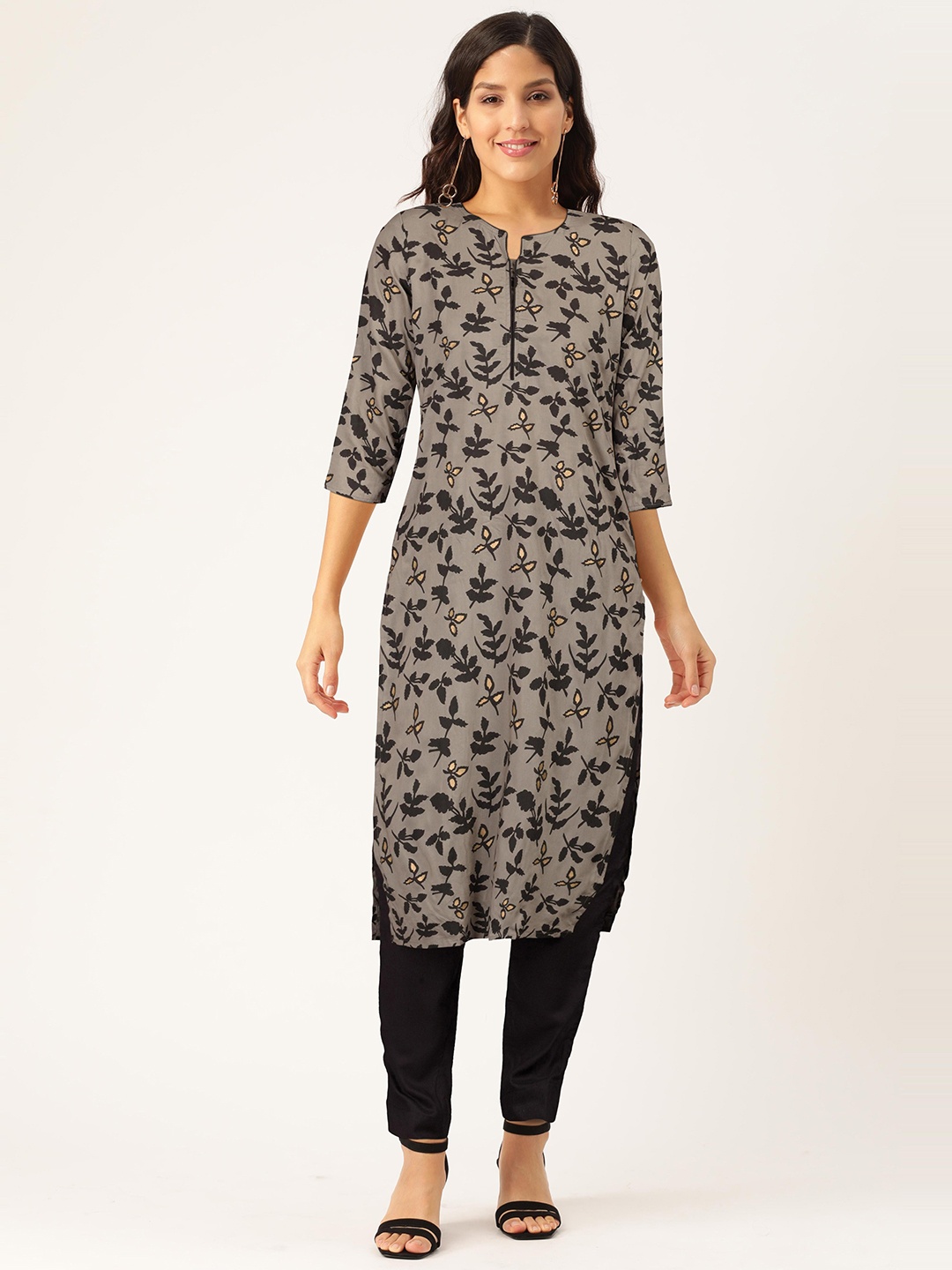 

FLAVIDO Women Grey Floral Printed Kurta