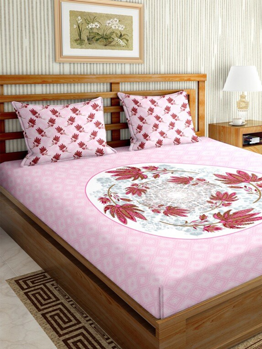 

BELLA CASA Pink & Maroon Floral 144 TC King Bedsheet with 2 Pillow Covers