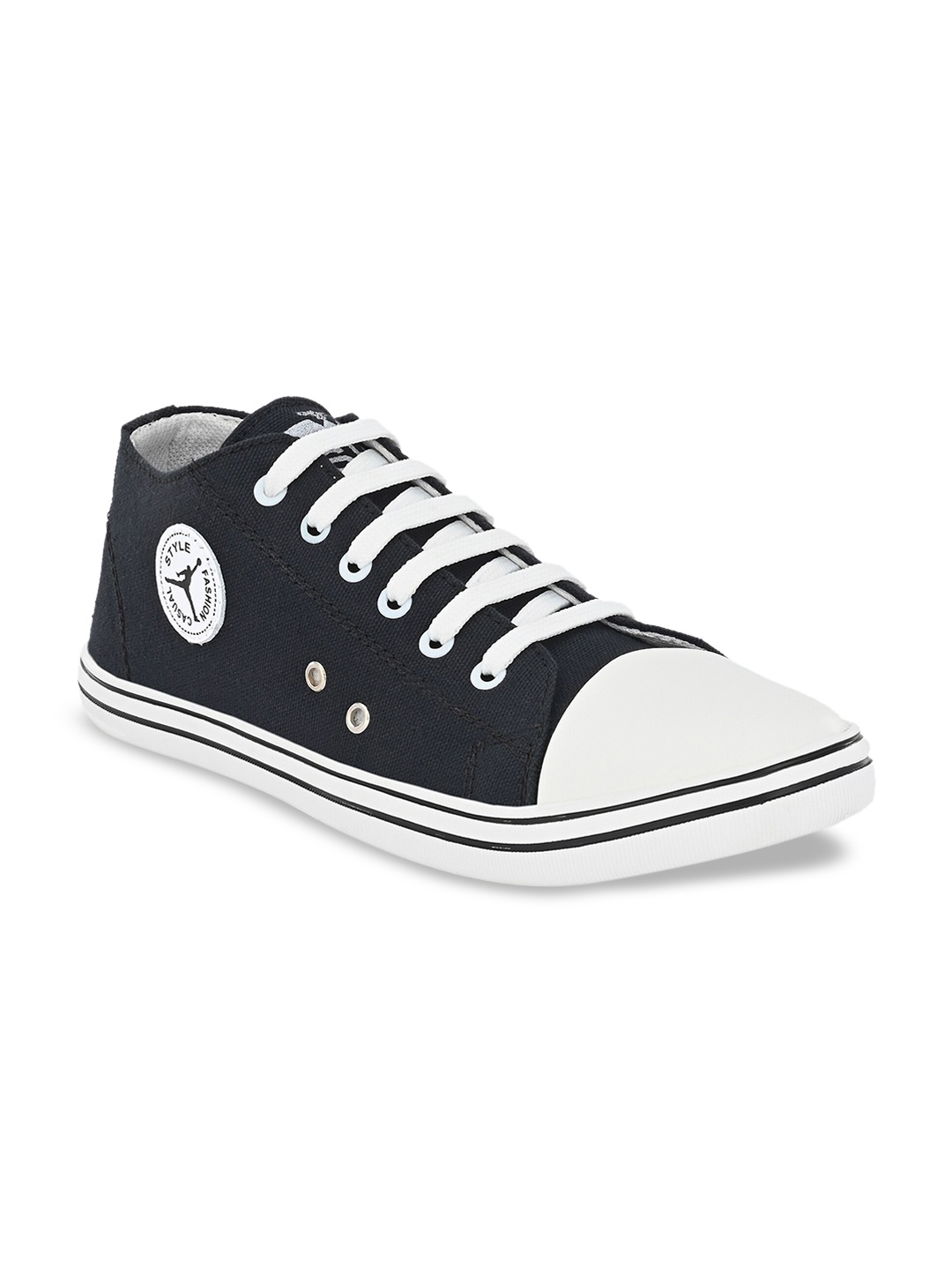 

Absolutee Shoes Men Black & White Striped Sneakers