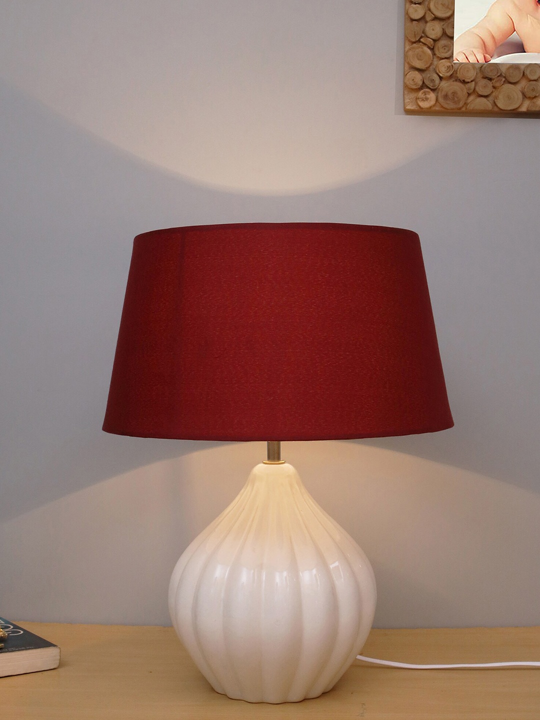 

Homesake Red & White Solid Contemporary Handcrafted Ribbed Strip Table Lamp
