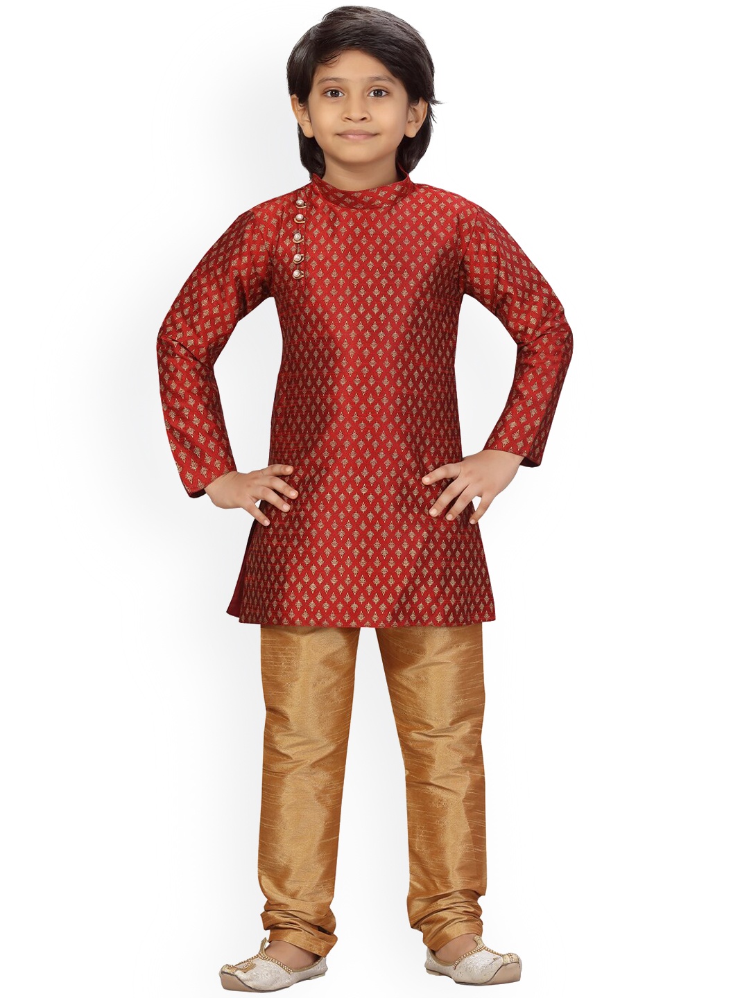 

LITTLE MAFIA BY Aarika Boys Maroon Printed Pure Silk Kurta with Pyjamas