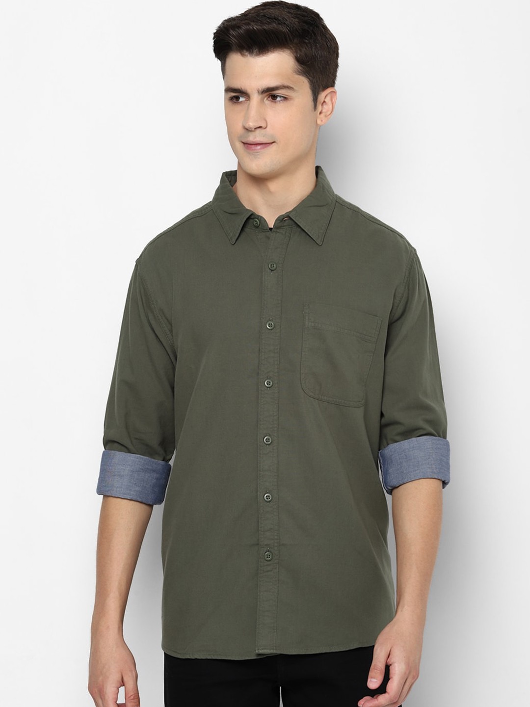 

AMERICAN EAGLE OUTFITTERS Men Olive Casual Shirt
