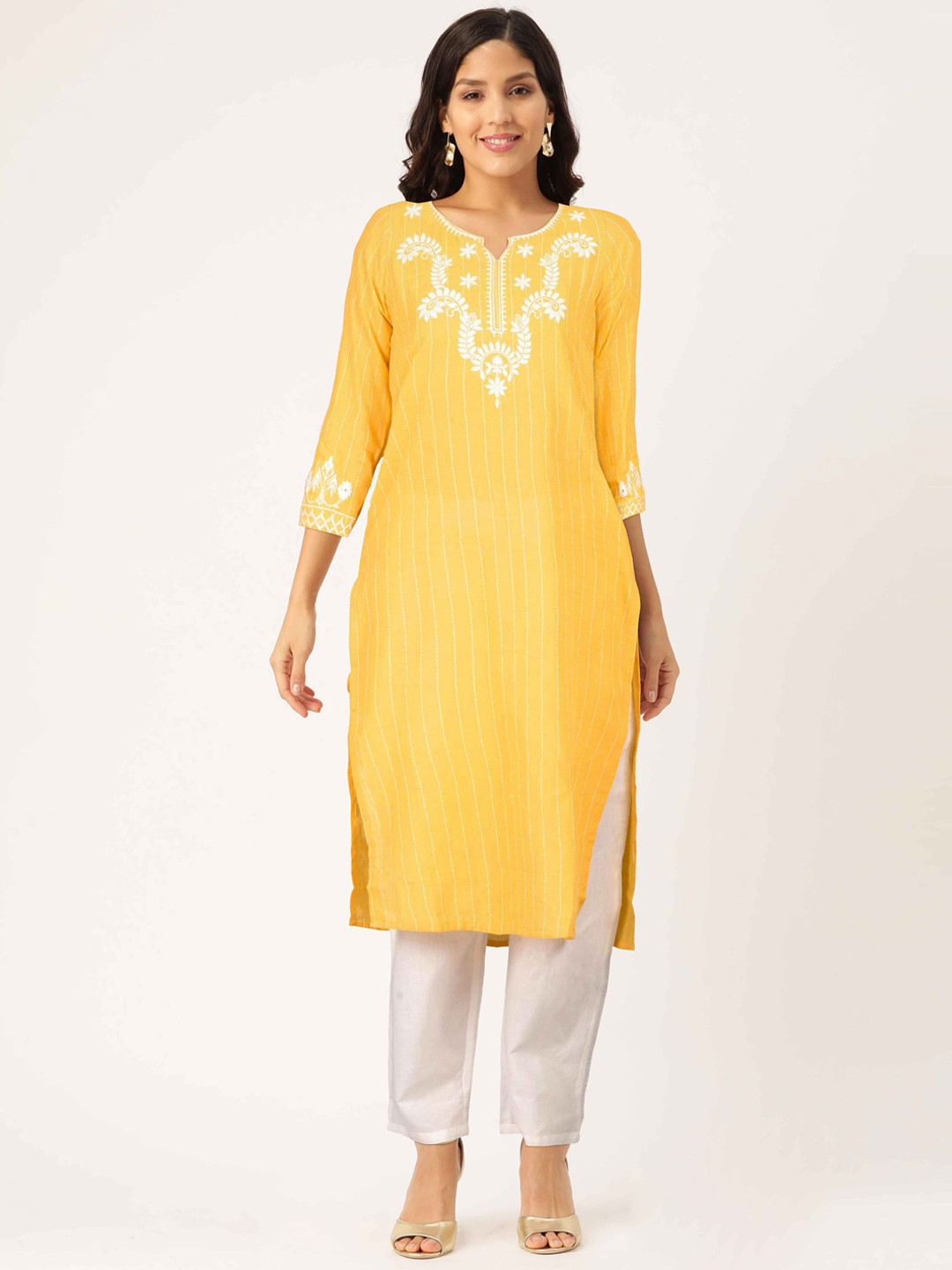 

FLAVIDO Women Yellow Yoke Design Thread Work Kurta