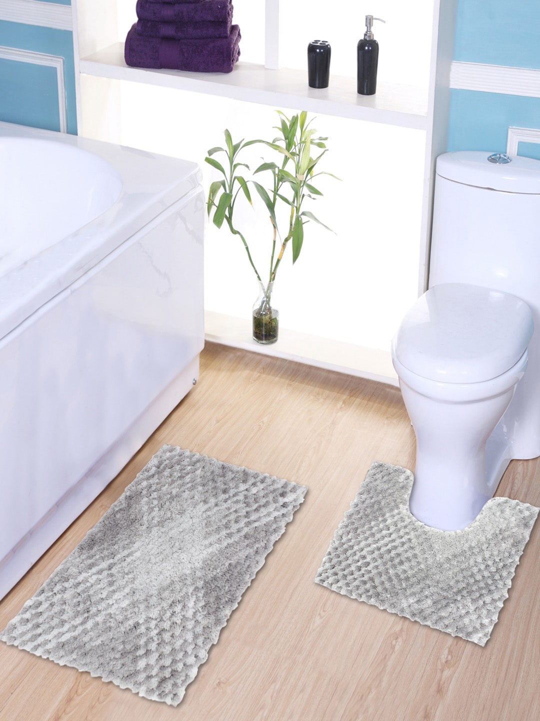 

AVI Living Set Of 2 Grey & White 2000 GSM Ant-Slip Bath Mats