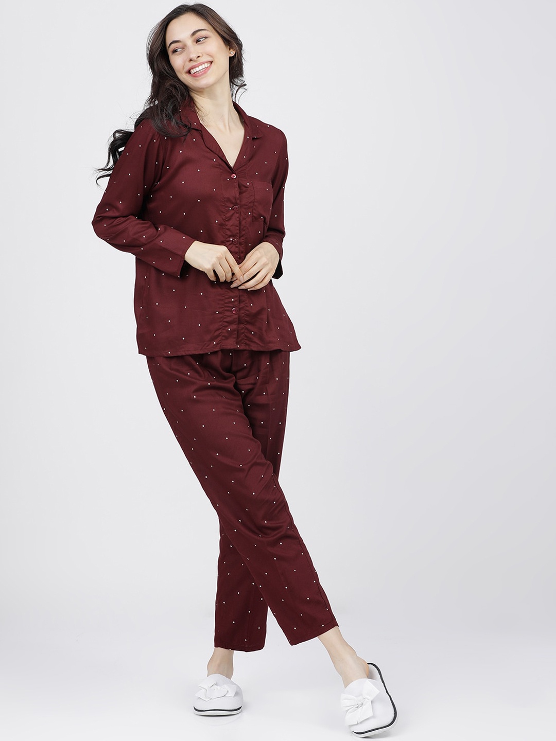 

Tokyo Talkies Women Burgundy Printed Night suit