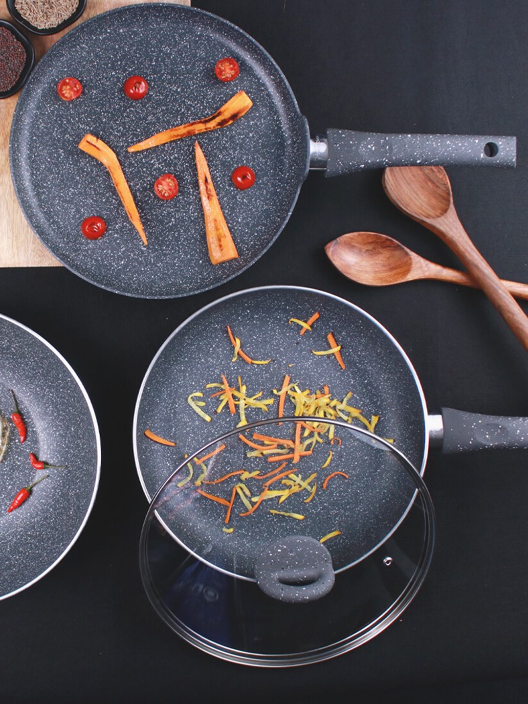 

Wonderchef Grey Granite Range Wok