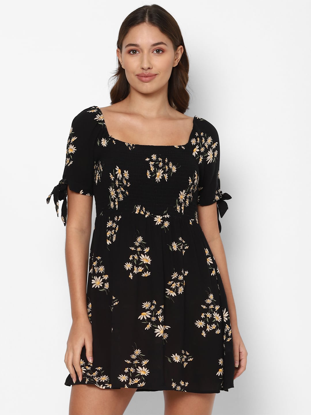 

AMERICAN EAGLE OUTFITTERS Black A-Line Mini Dress