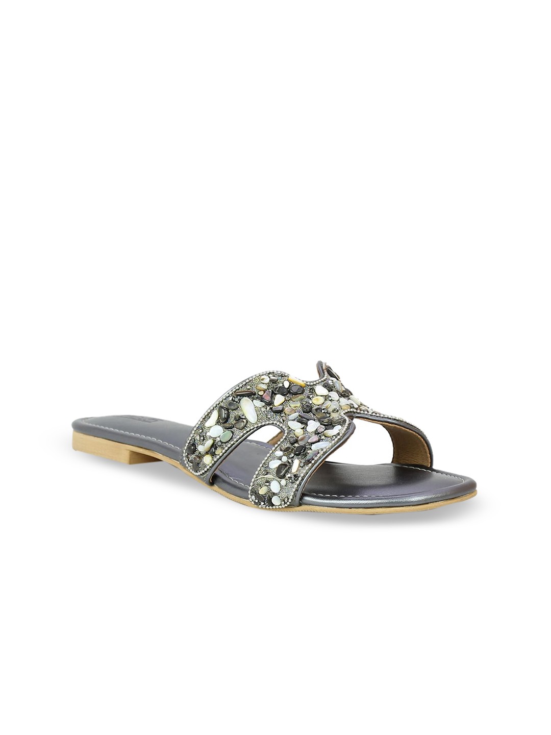 

Inc 5 Women Grey Embellished Open Toe Flats