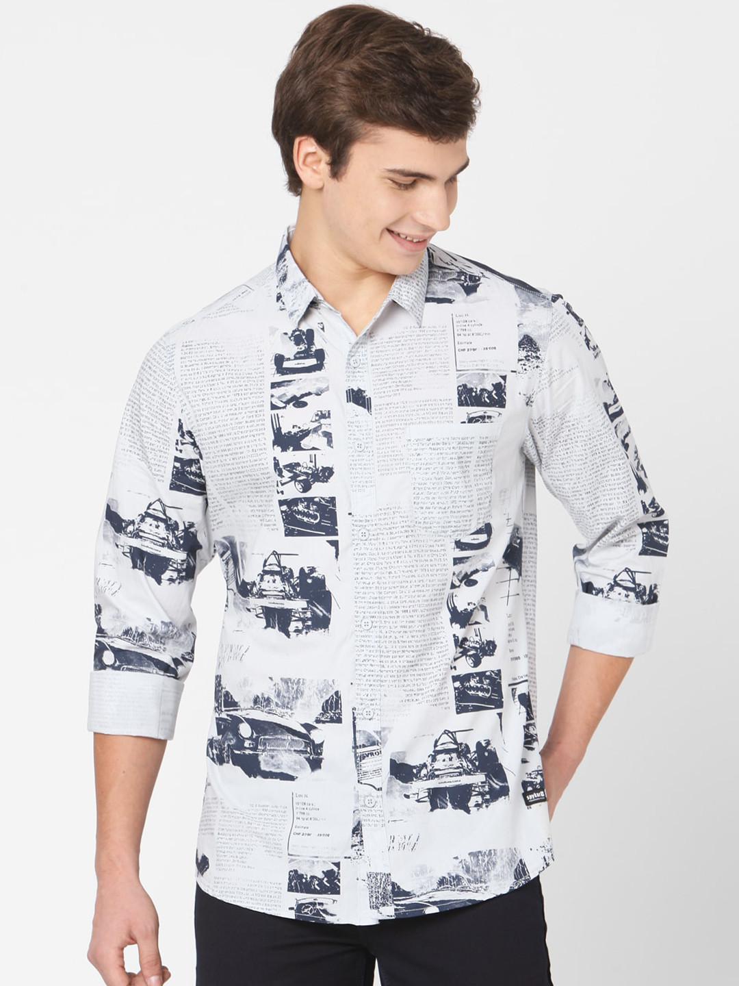 

SPYKAR Men White Cotton Slim Fit Printed Casual Shirt