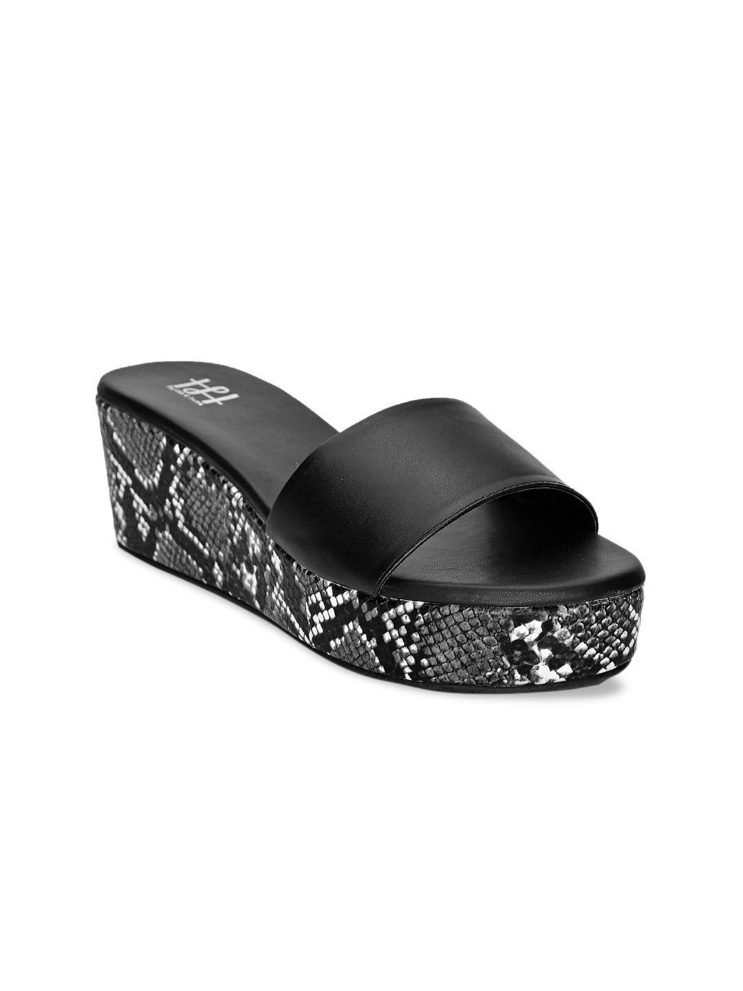 

HydesnHues Black Synthetic Leather Wedge Mule For Women