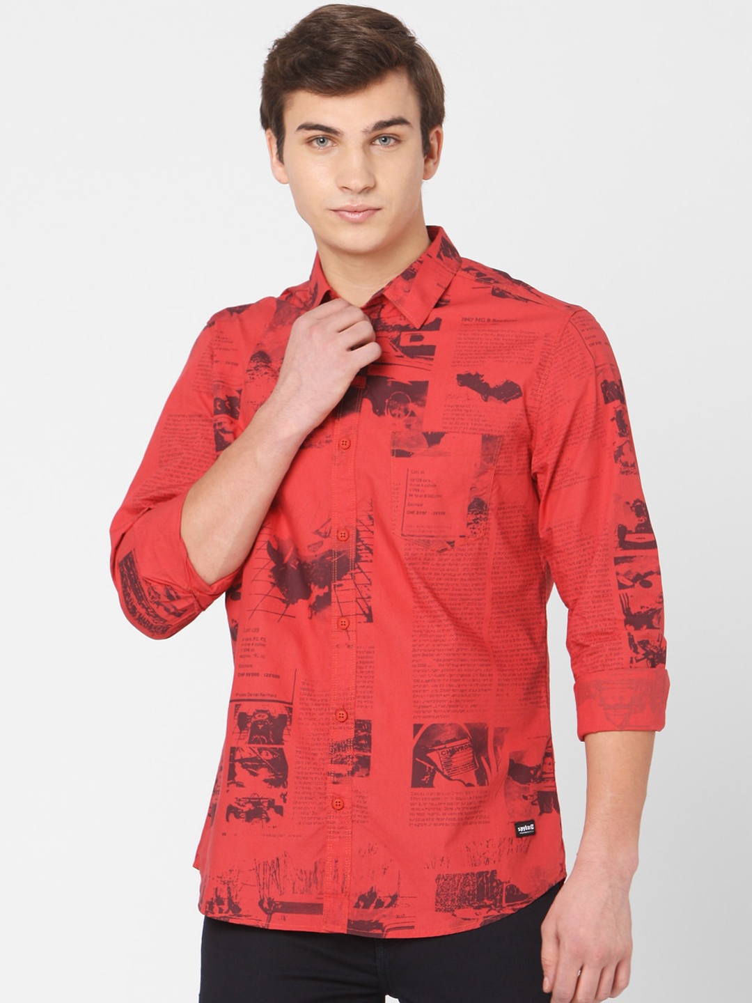

SPYKAR Men Red Slim Fit Abstract Printed Cotton Casual Shirt