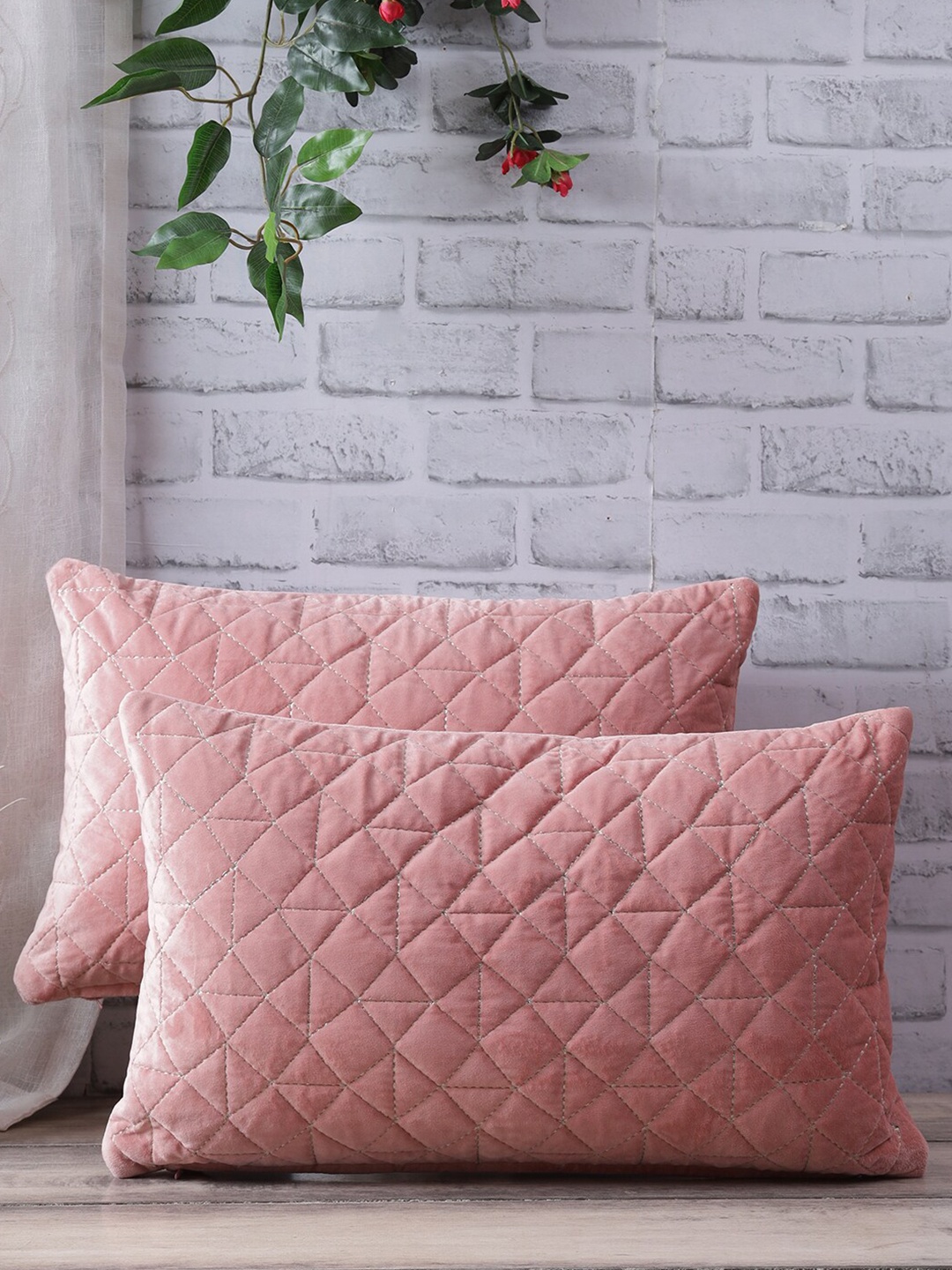 

eyda Set Of 2 Peach-Coloured Velvet Quilted Rectangle Cushion Covers