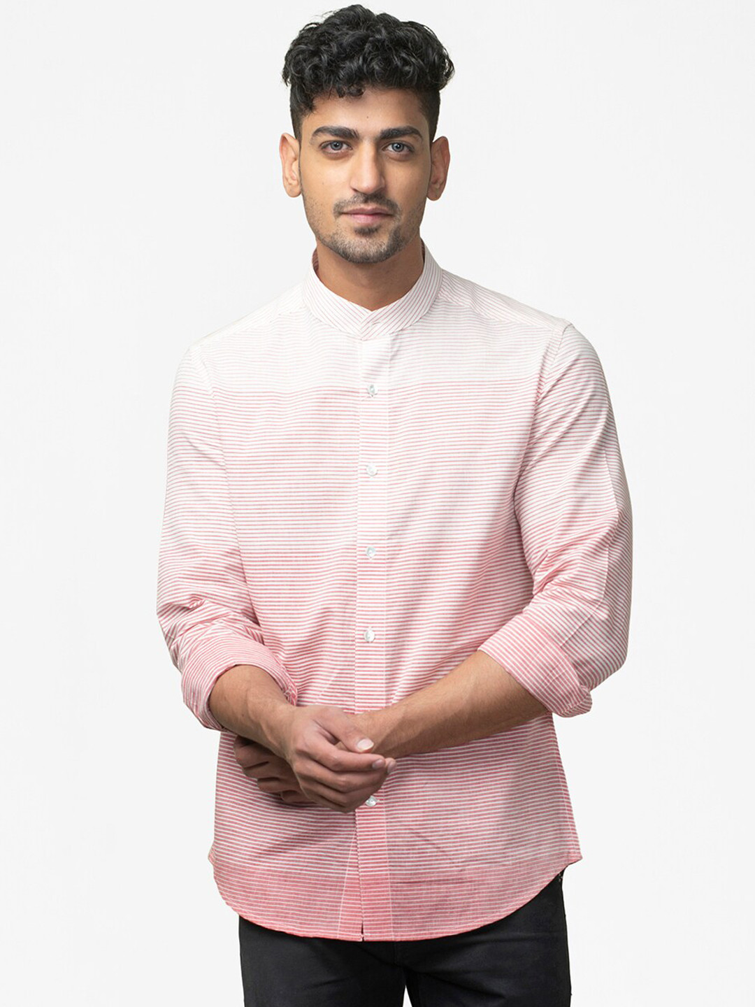 

Fabindia Men Pink Slim Fit Striped Casual Shirt