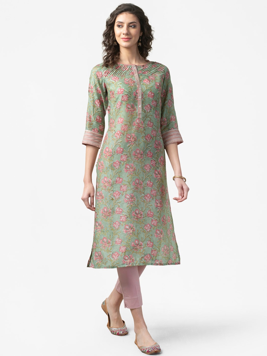 

Fabindia Women Green Floral Printed Thread Work Kurta