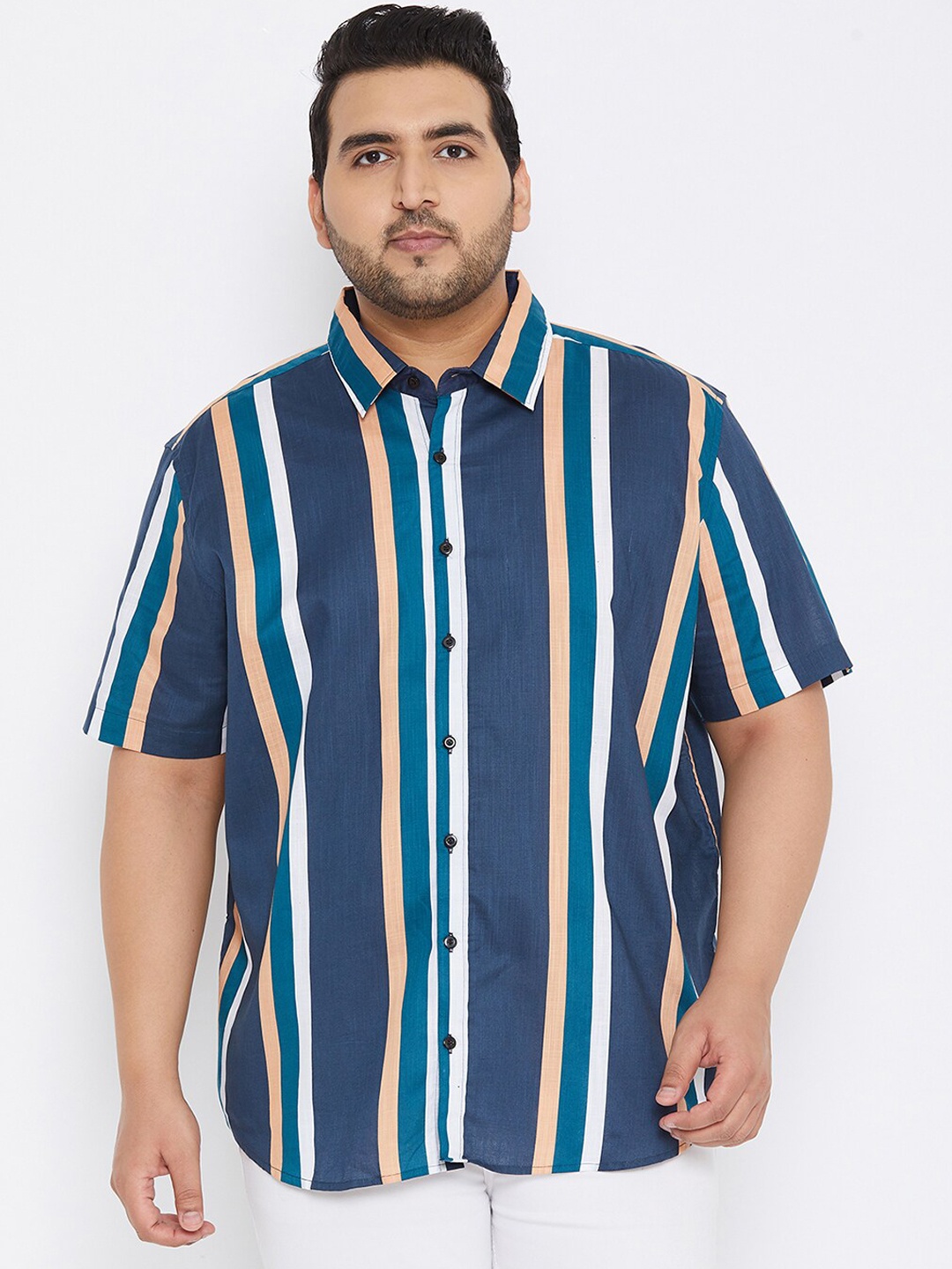 

Instafab Plus Men Navy Blue Striped Casual Shirt