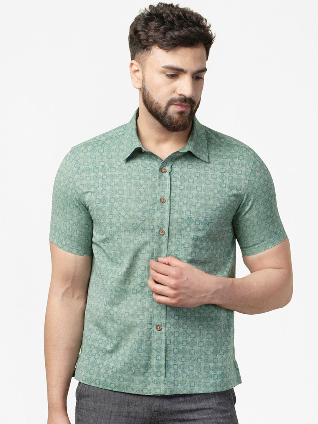

Fabindia Men Green Printed Cotton Regular Fit Casual Shirt