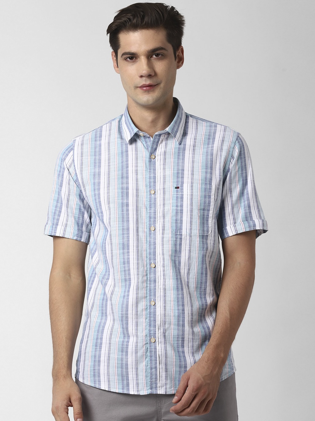 

Peter England Casuals Men Blue Slim Fit Multi Stripes Striped Casual Shirt